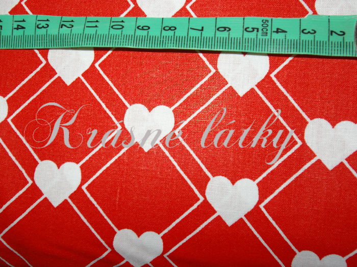 Srdíčka š. 160cm 100% bavlna bílá/červený podklad