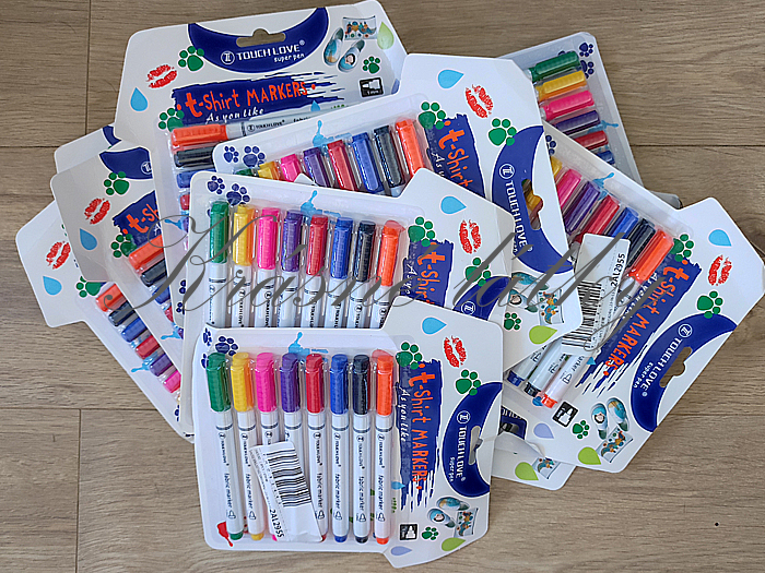 Barevné fixy na textil – sada 8 ks s tenkým hrotem