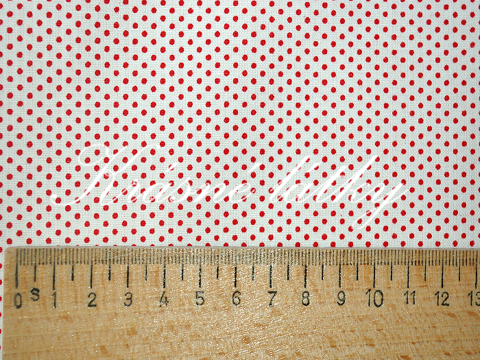 Velmi drobné puntíky š. 160cm 100% bavlna,červený puntík
