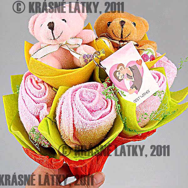 Kytice čtyř růží s medvídkami - bavlněný ručník