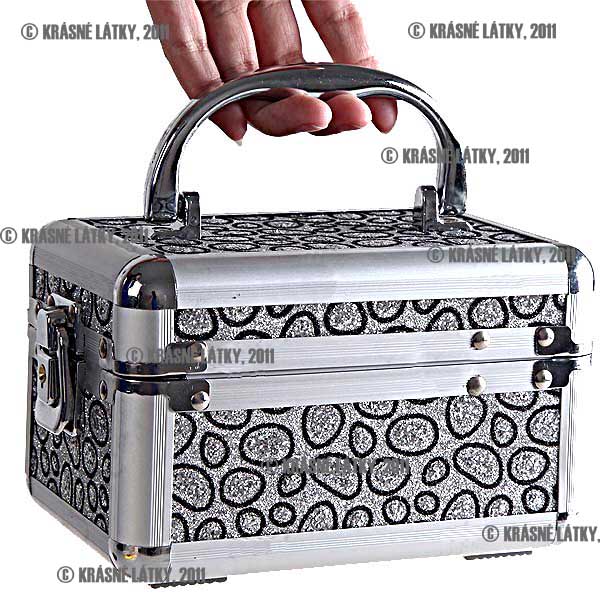 Kosmetický kufřík 10