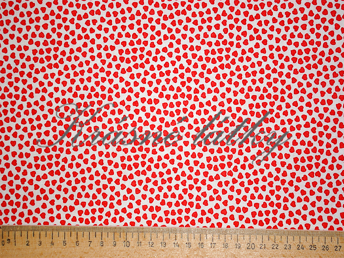 Červená jemná srdíčka 100% bavlna š. 160cm Pěkná kvalita!Hladké plátýnko,metráž