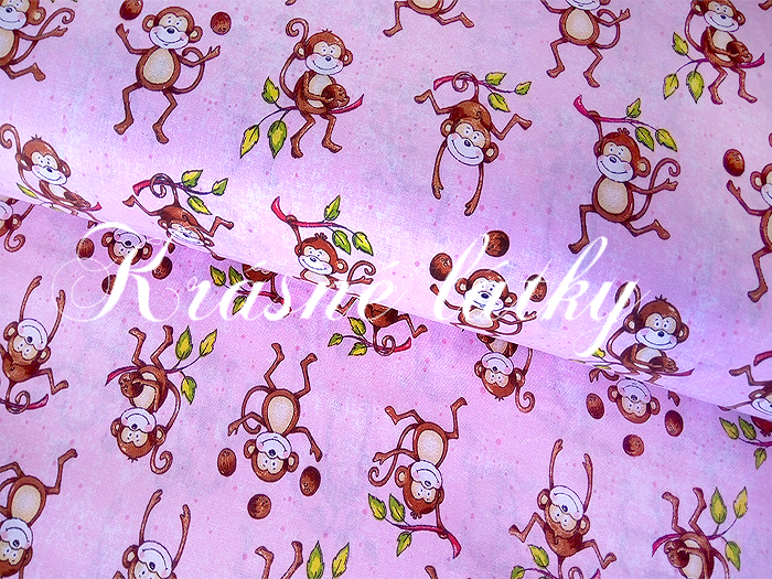 Tři opice, bavlněná látka - metráž š. 140cm, 135g/m2,růžový podklad