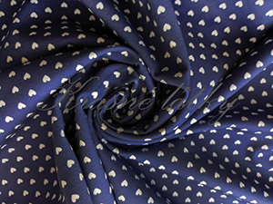 Bílá srdíčka na tmavě modré, bavlněný úplet - 95 % bavlna, 5% elastan