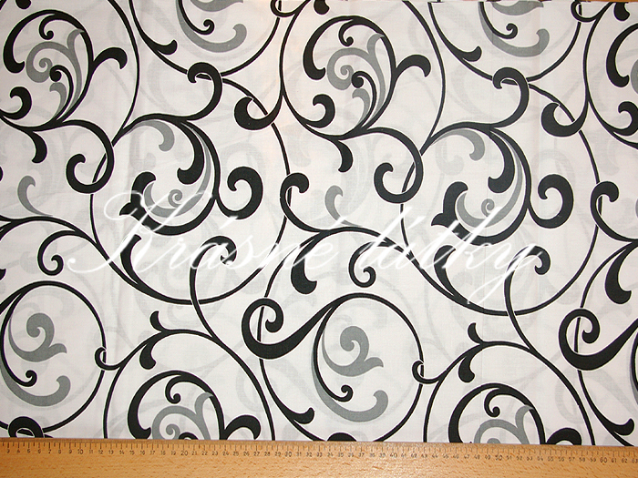 Ornamenty bílý podklad - šíře 220 cm