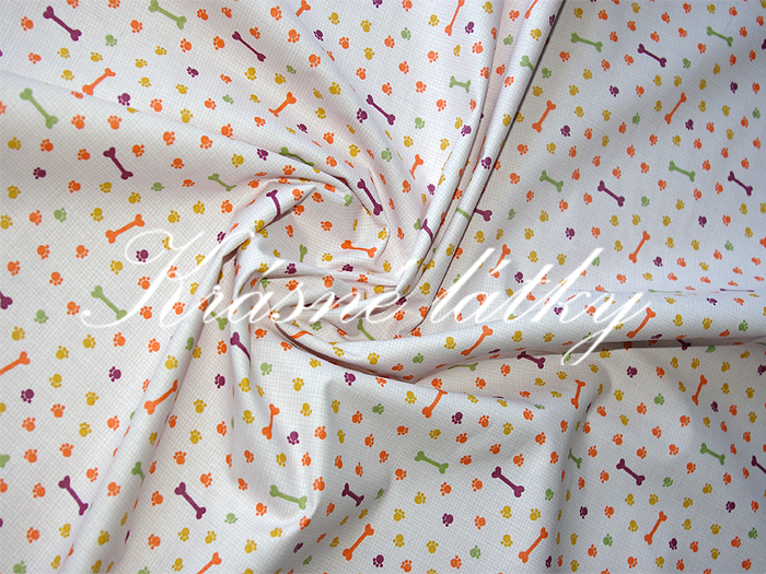 Kosti a tlapky značková metráž v pěkné kvalitě - š.160 cm 100% bavlna