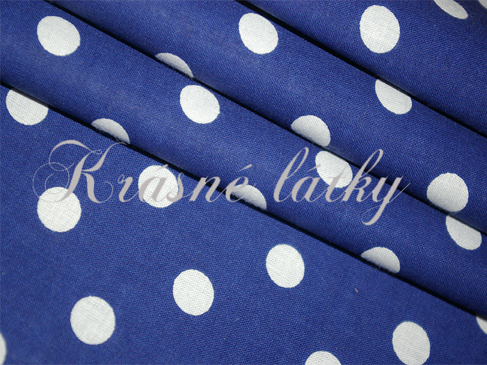Bílé puntíky 1,1 cm modrý podklad - 100% bavlna, š. 160 cm, 130 g/m2