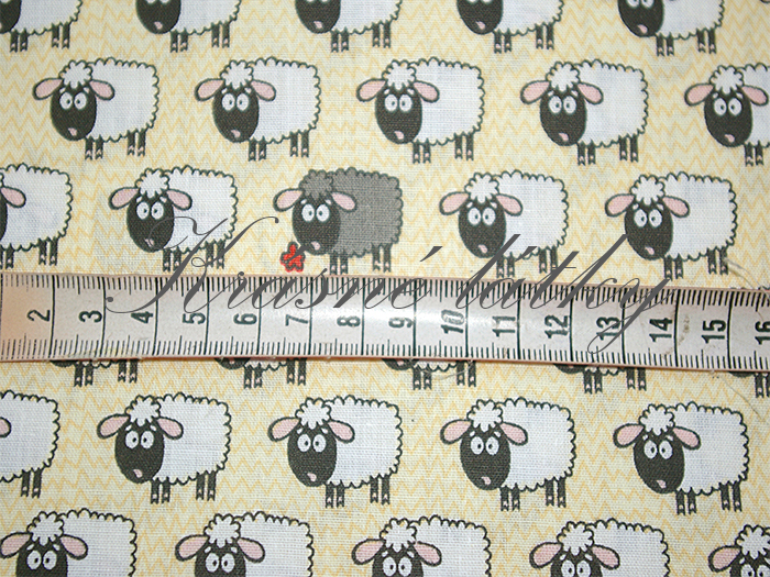Ovečky béžová/okr, bavlněná látka,metráž š. 140cm, gramáž 135g/m2, 100% bavlna