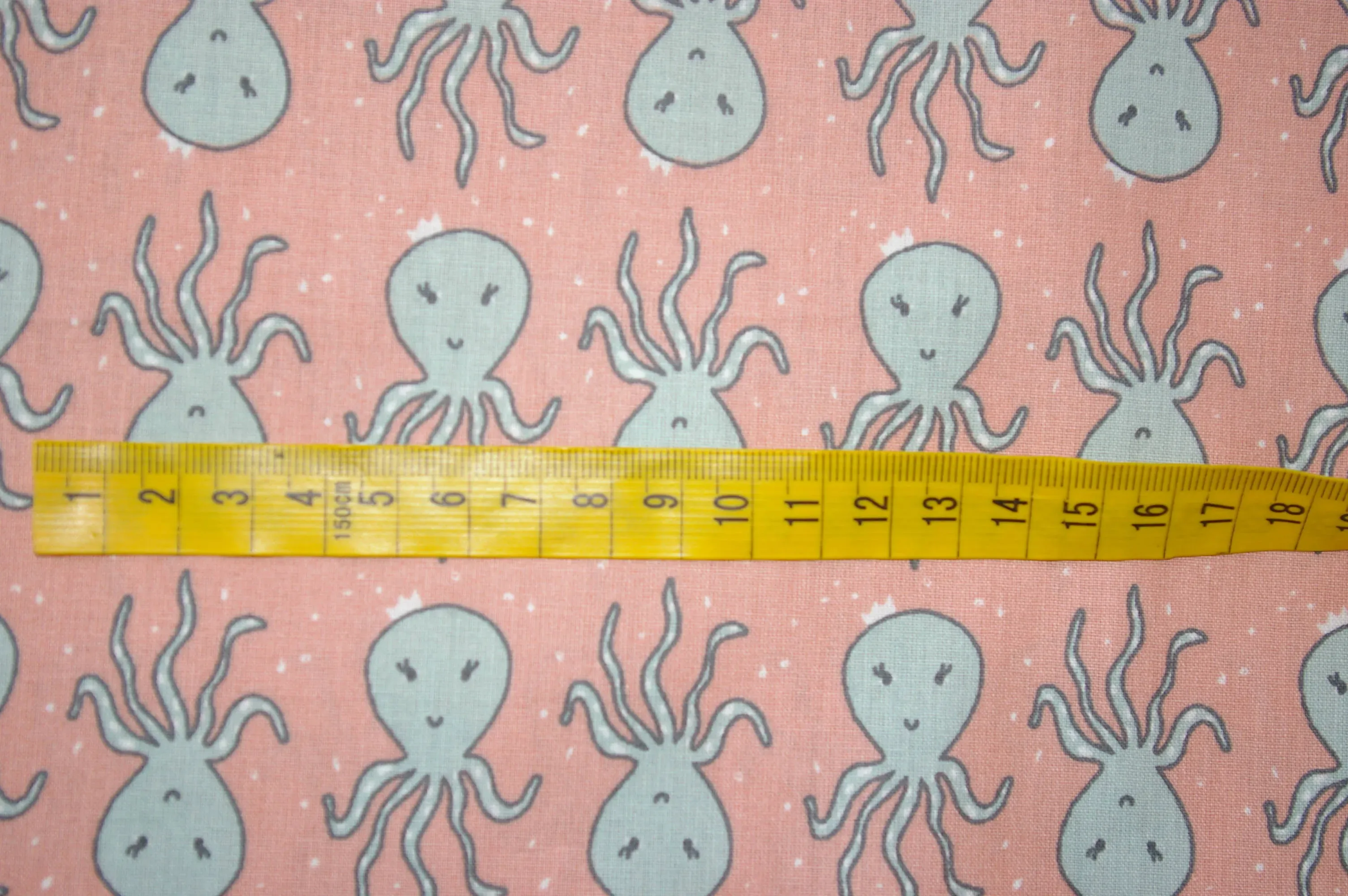 Chobotnice 150 cm, velmi pěkná kvalita