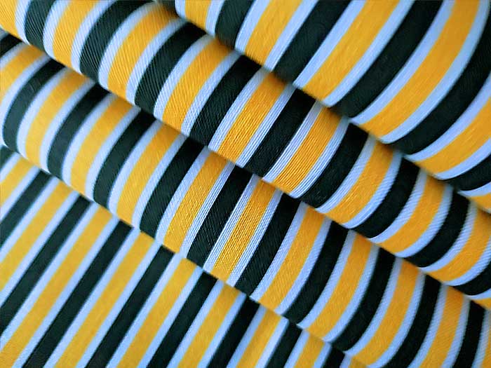 Bavlna žluto černé pruhy, dětské látky metráž