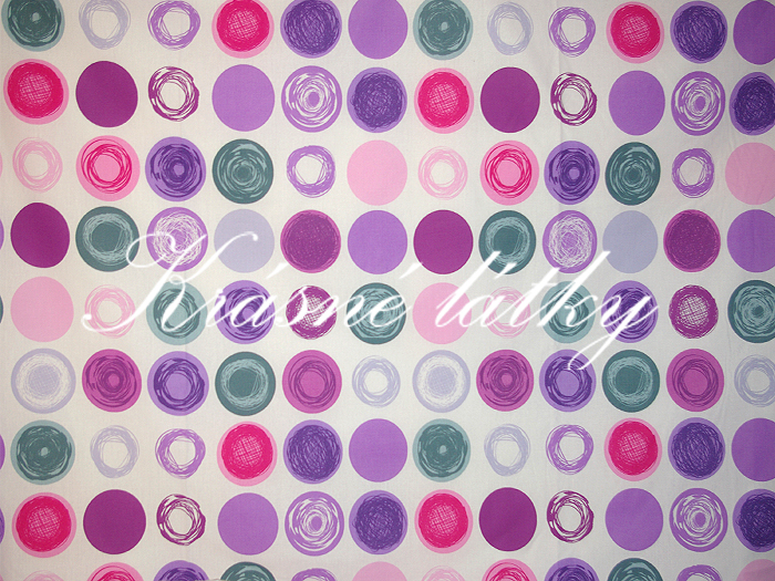 Klubíčka fialová - šíře 240 cm velmi pěkná kvalita