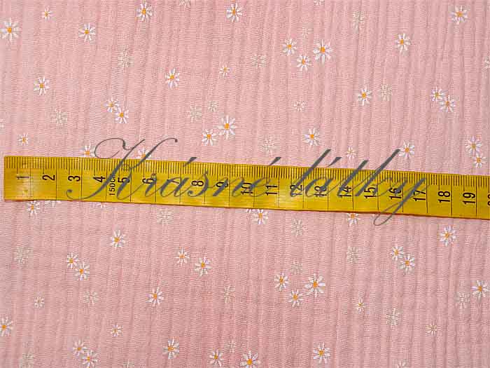 Mušelín květy na růžové - 100% bavlna, š. 130 cm, 125 g/m2 růžová gázovina, mušelínová látka