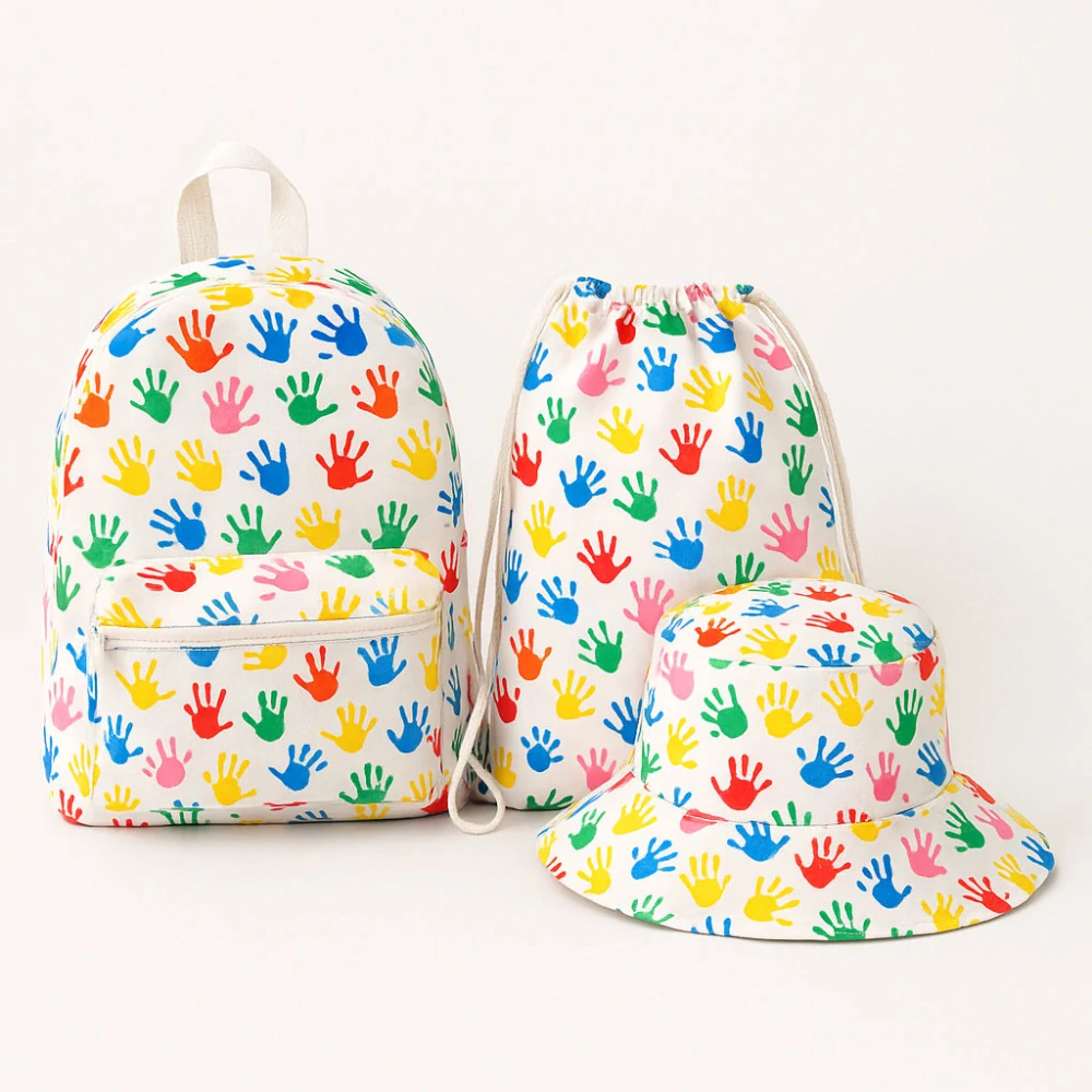 Kočárkovina, batohovina, barevné ruce