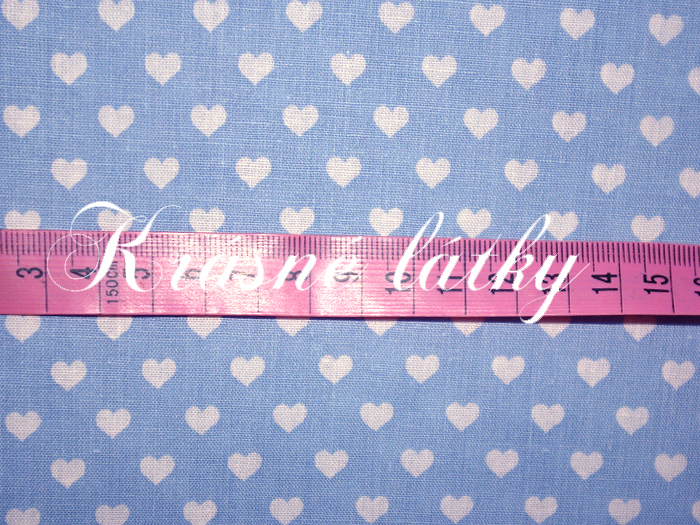 srdíčka, bavlněné látky - metráž š. 140cm, gramáž 135g/m2 sv. modrá