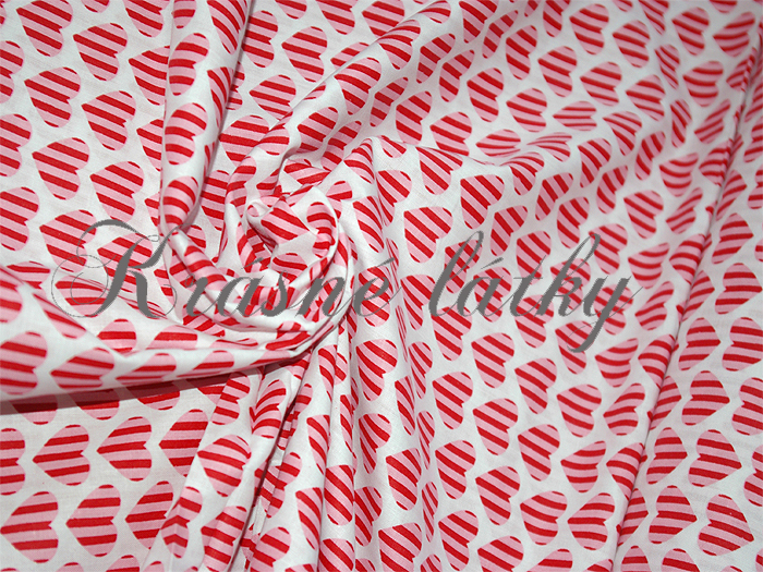 Srdíčka š. 160cm 100% bavlna červená/bílý podklad