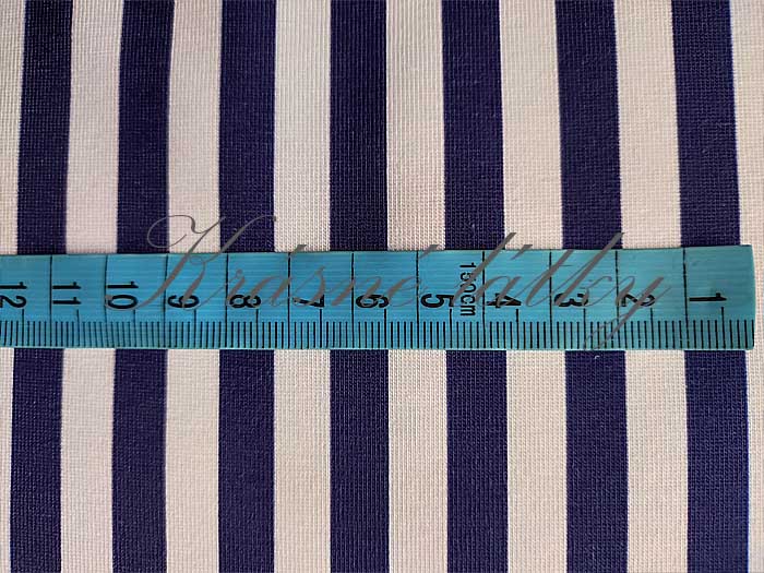 Tmavě modré pruhy, bavlněný úplet - 95 % bavlna, 5% elastan