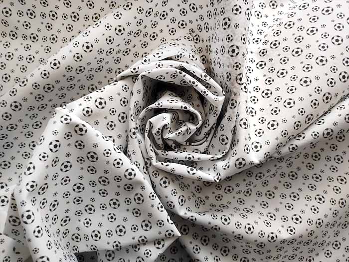 Bavlna fotbalové černé míče, dětské látky metráž